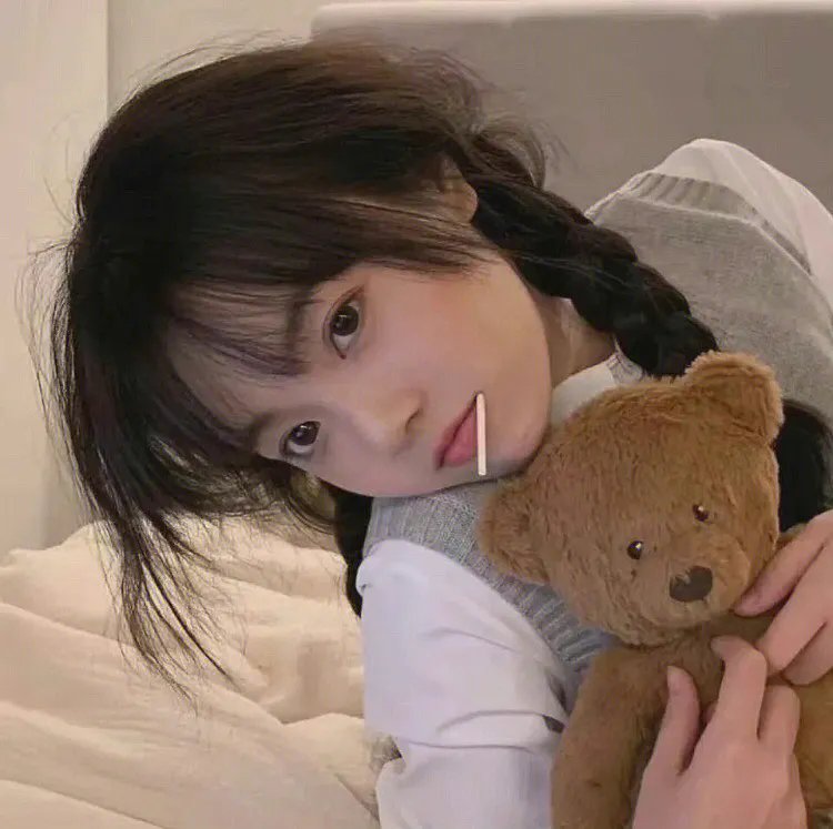 红色八爪女